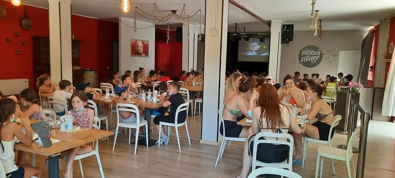 فندق Hostello Adda Beach Villa d'Adda